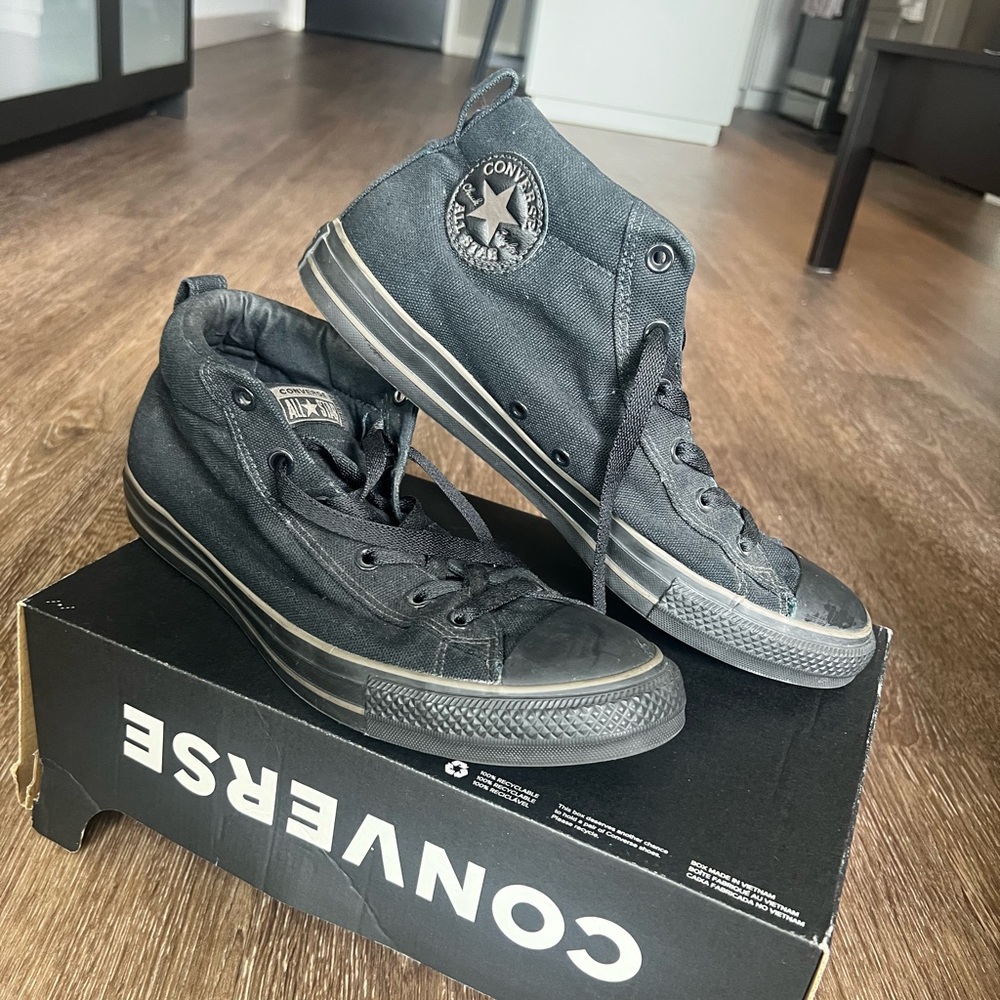 Black Men’s Converse Size 12